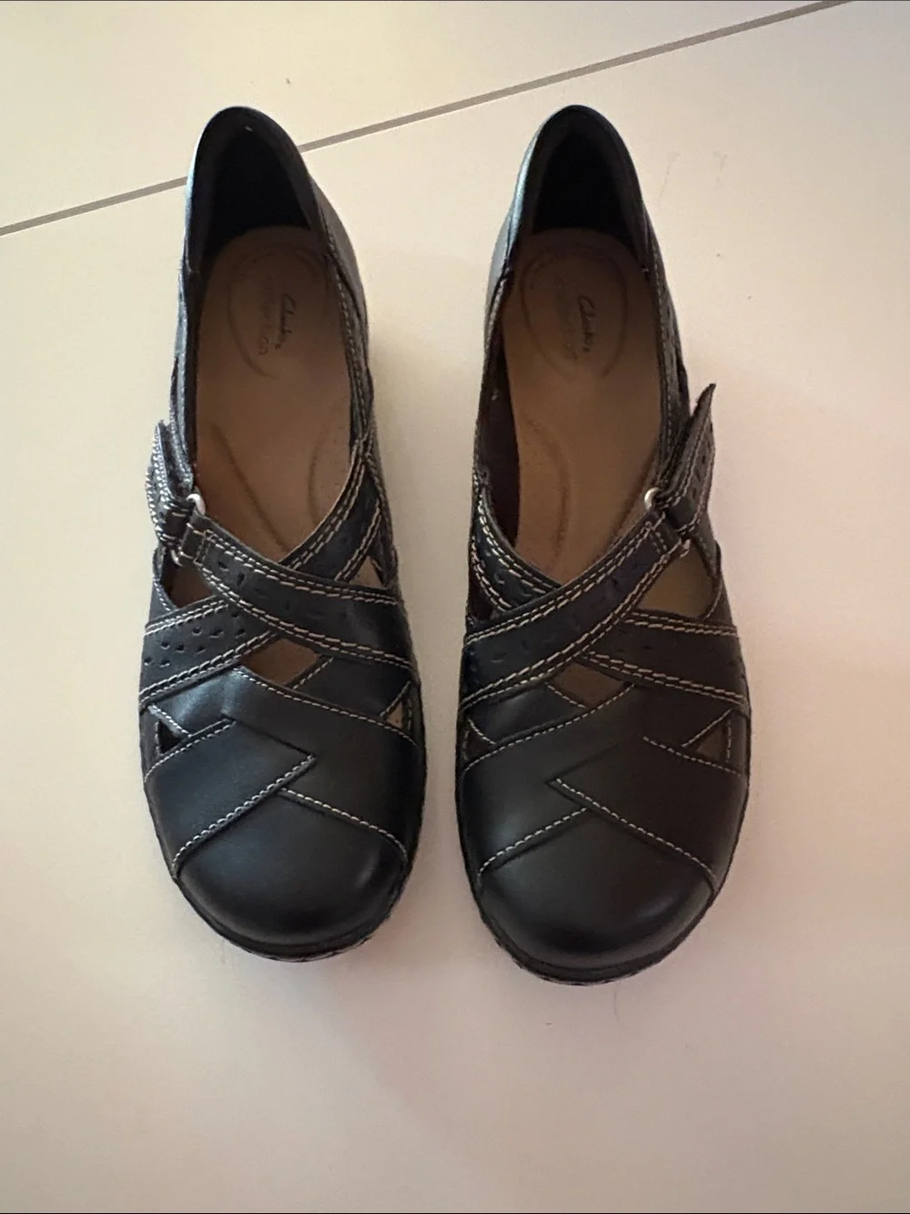 Clarks Black Leather Cross-Strap Flats